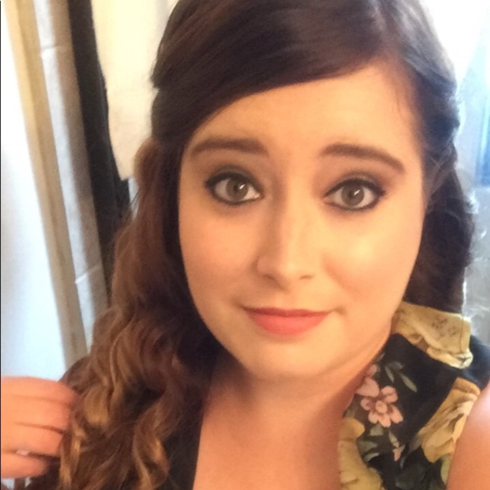 Meet your Posher, Breanna